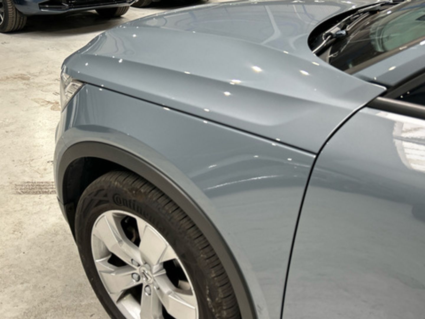 Volvo XC40 T3 Momentum Pro Auto 120 kW (163 CV) Gris SUV