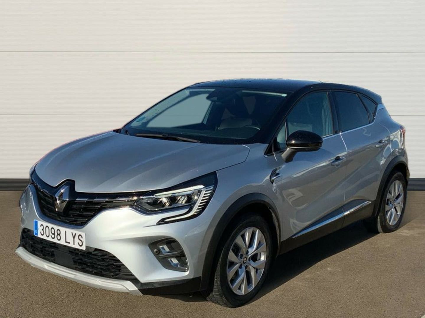 Renault Captur Zen E-TECH Híbrido 107 kW (145 CV) Gris Plata SUV