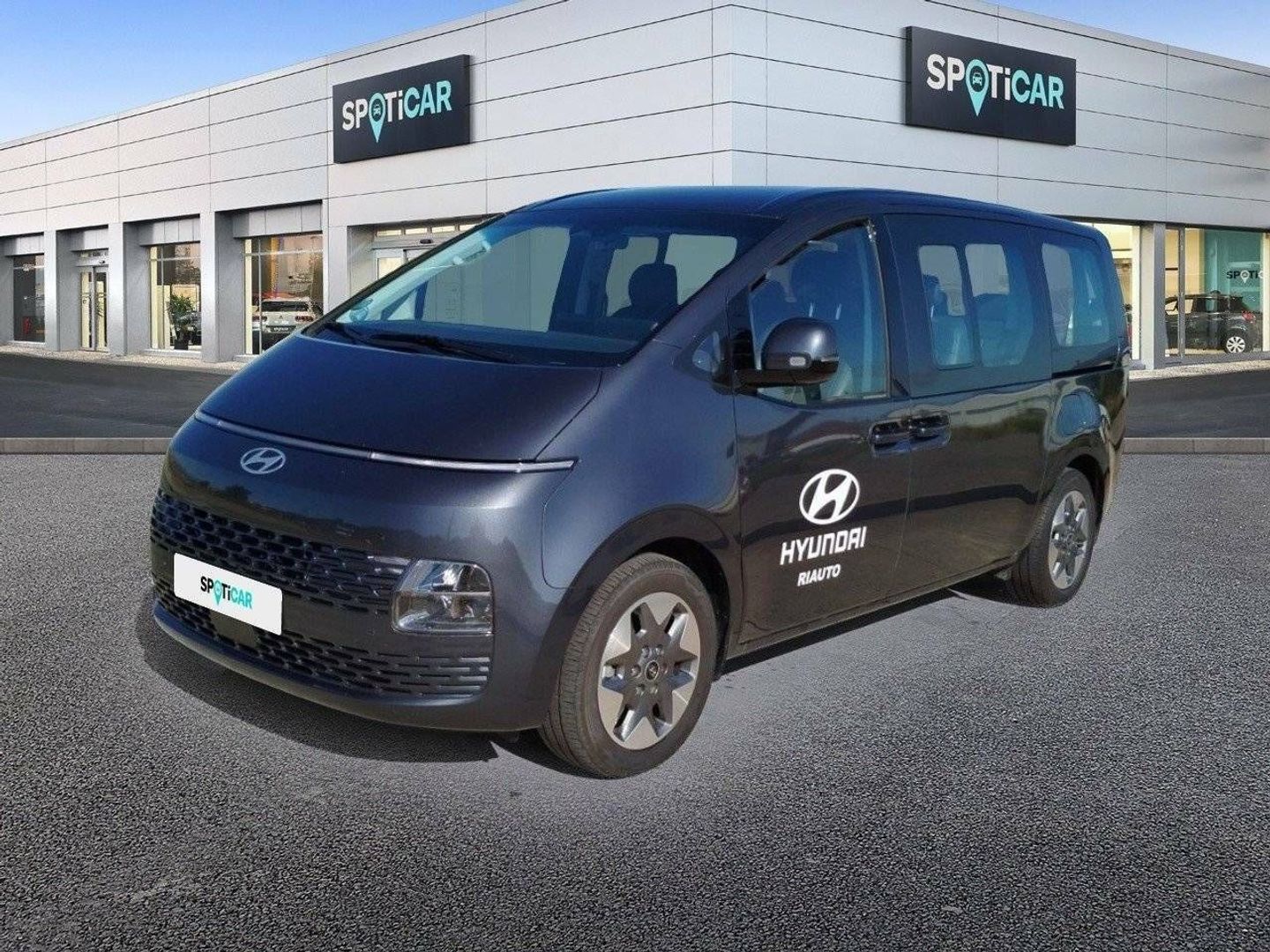Hyundai Staria 1.6 HEV Tecno 9S 6AT 167 kW (225 CV) Gris Minivan
