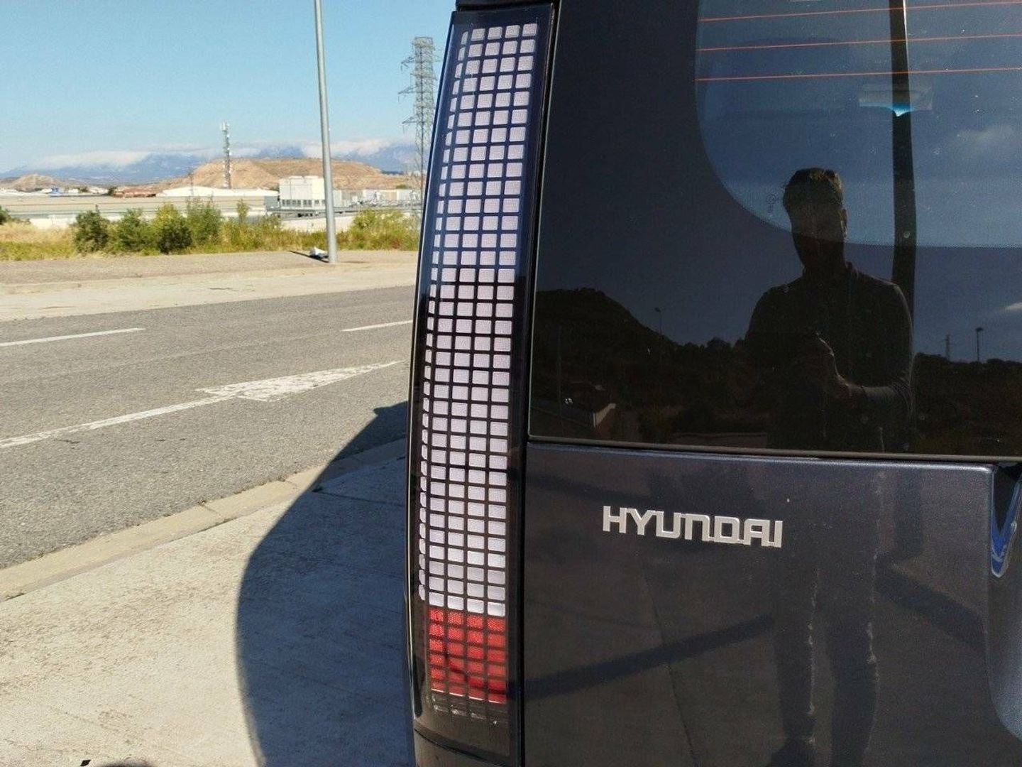 Hyundai Staria 1.6 HEV Tecno 9S 6AT 167 kW (225 CV) Gris Minivan