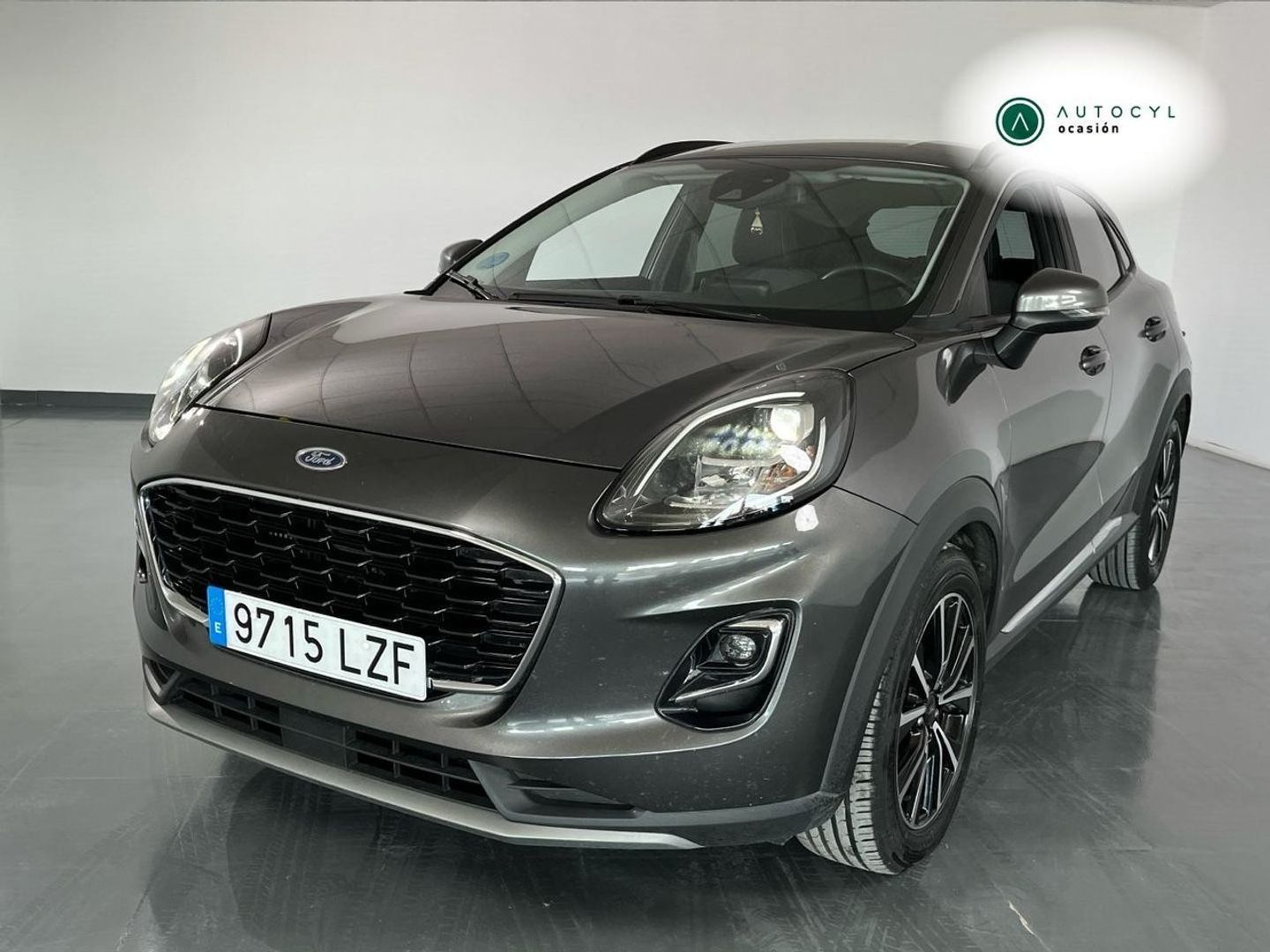 Ford Puma 1.0 EcoBoost MHEV Titanium Design 92 kW (125 CV) Gris SUV