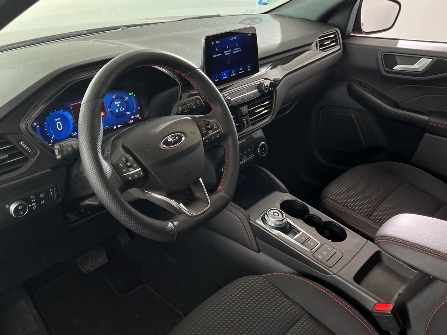 Ford Kuga 2.5 Duratec FHEV ST-Line Auto 140 kW (190 CV) Rojo SUV