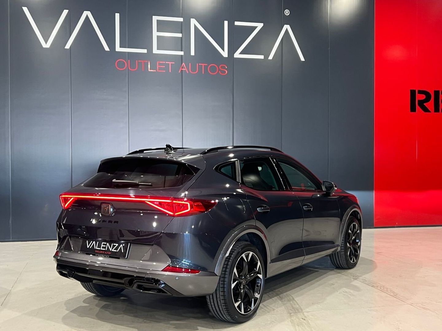 CUPRA Formentor 1.5 TSI DSG 110 kW (150 CV) Gris SUV