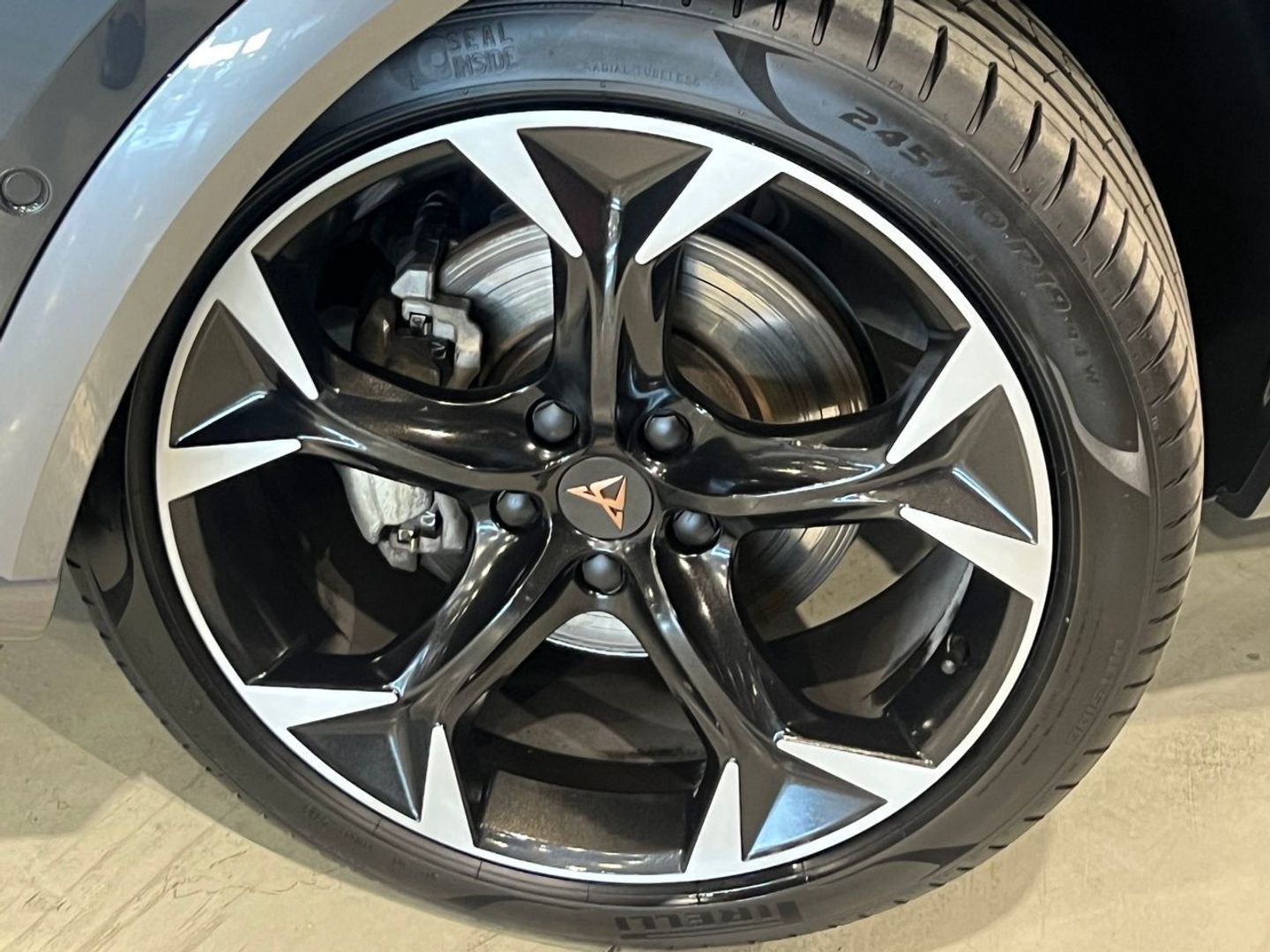 CUPRA Formentor 1.5 TSI DSG 110 kW (150 CV) Gris SUV