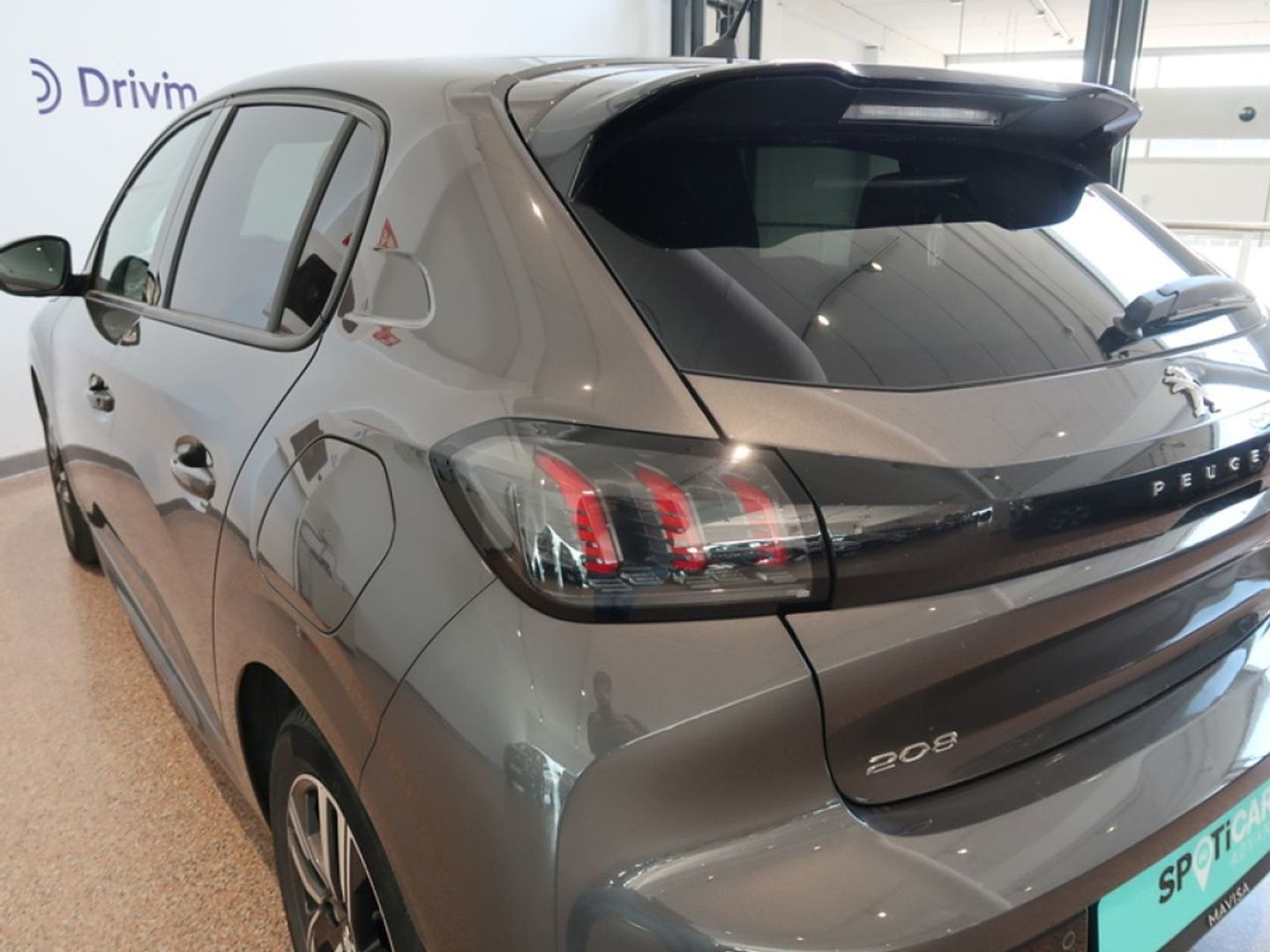 Peugeot 208 PureTech 100 Allure EAT8 75 kW (100 CV) Gris Compact