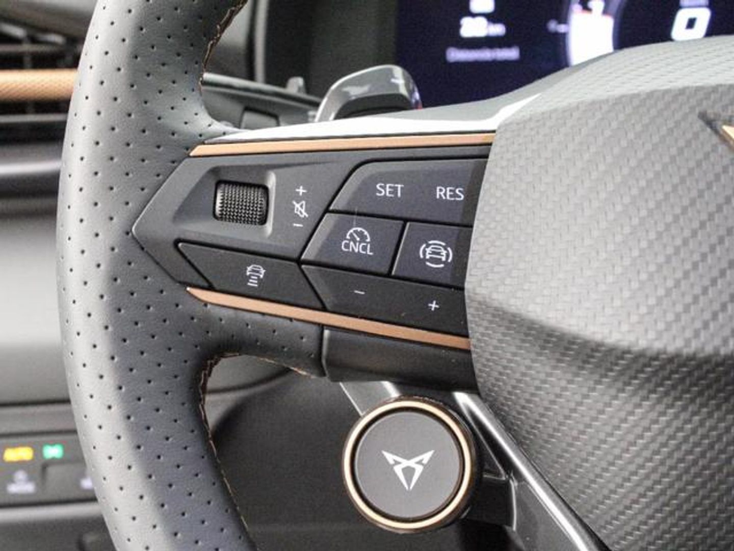 CUPRA Terramar 1.5 eTSI DSG 110 kW (150 CV) Blanco SUV