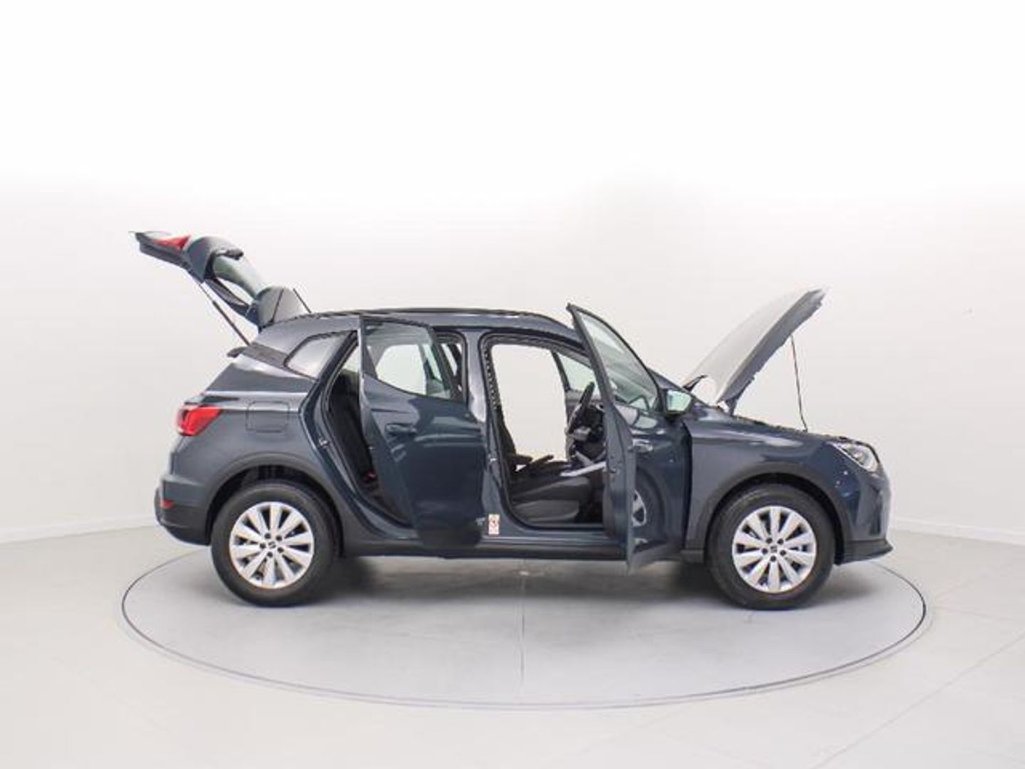 SEAT Arona 1.0 TSI Style XM 85 kW (115 CV) Rojo All Terrain / Pick-up