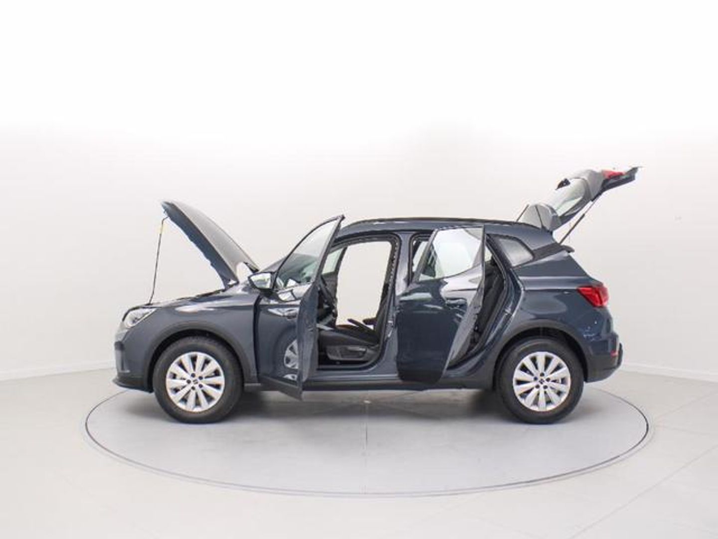 SEAT Arona 1.0 TSI Style XM 85 kW (115 CV) Rojo All Terrain / Pick-up