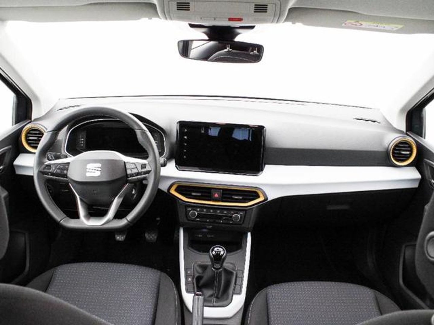SEAT Arona 1.0 TSI Style XM 85 kW (115 CV) Rojo All Terrain / Pick-up