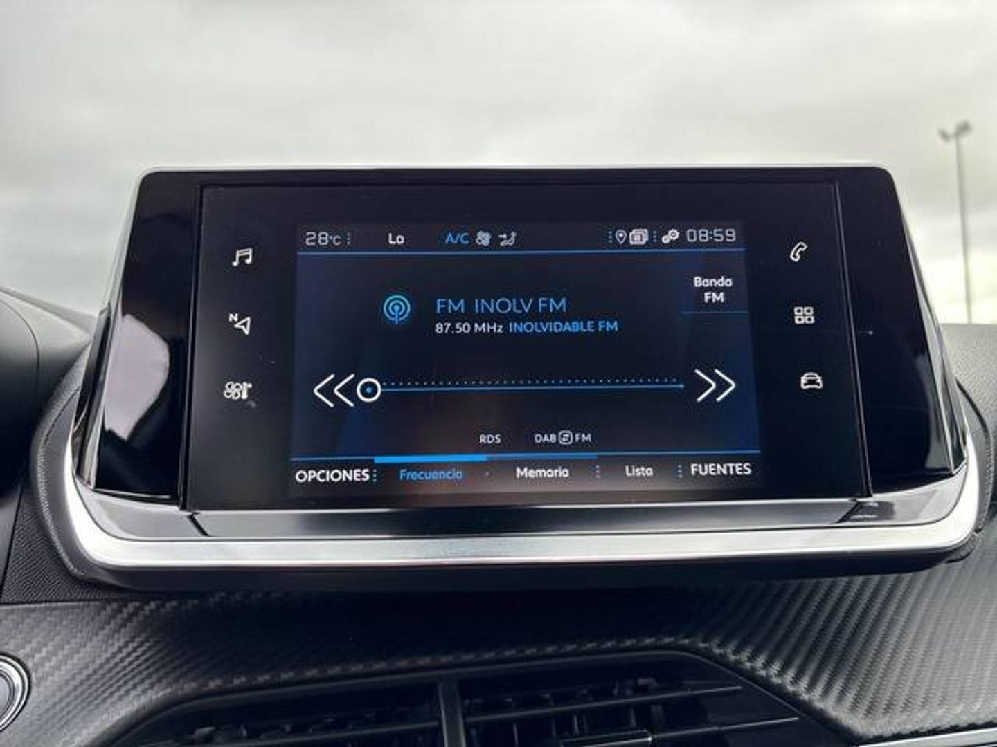 Peugeot 2008 BlueHDi 110 Allure Pack 81 kW (110 CV) Gris SUV