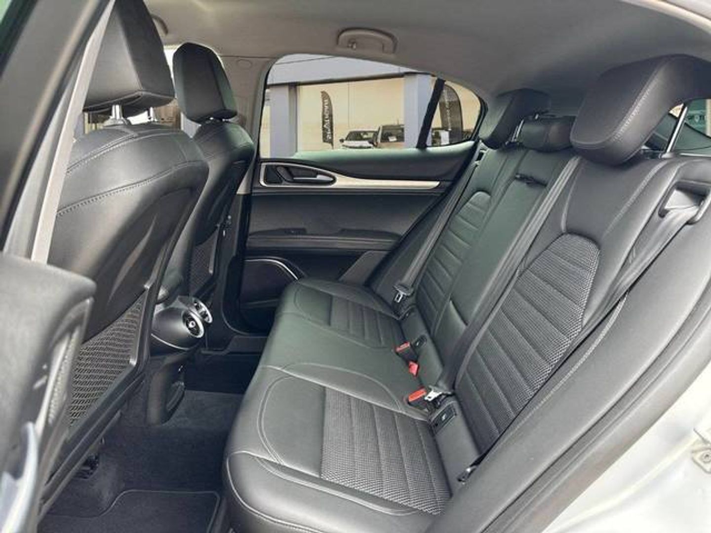 Alfa Romeo Stelvio 2.2 Diésel Sprint+ Q4 140 kW (190 CV) Blanco SUV