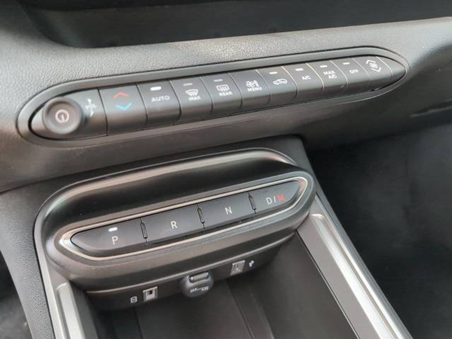 Jeep Avenger 1.2 eHybrid Altitude 81 kW (110 CV) Blanco SUV