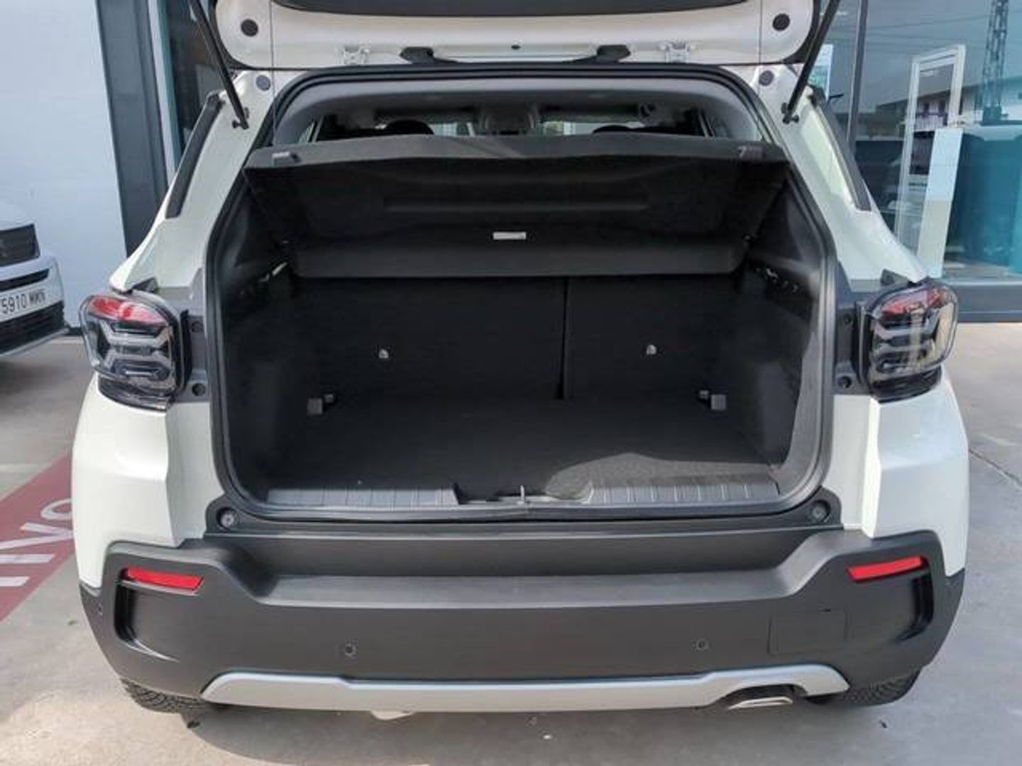 Jeep Avenger 1.2 eHybrid Altitude 81 kW (110 CV) Blanco SUV