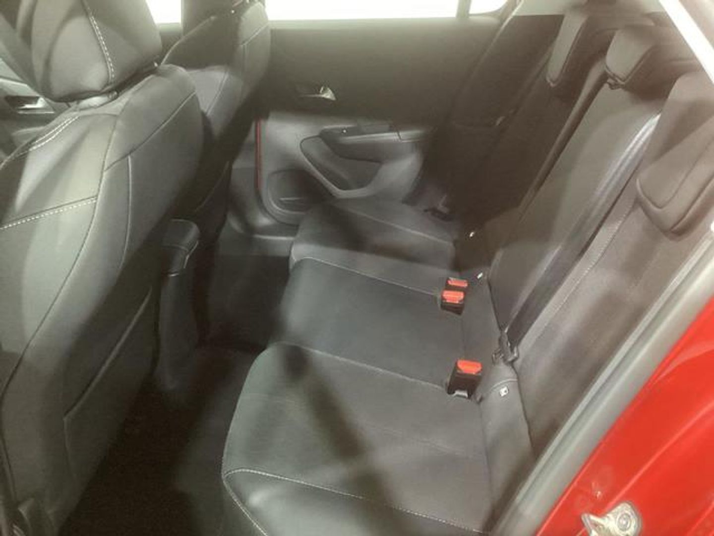 Opel Corsa 1.2 Turbo XHL Elegance 74 kW (100 CV) Rojo Compact