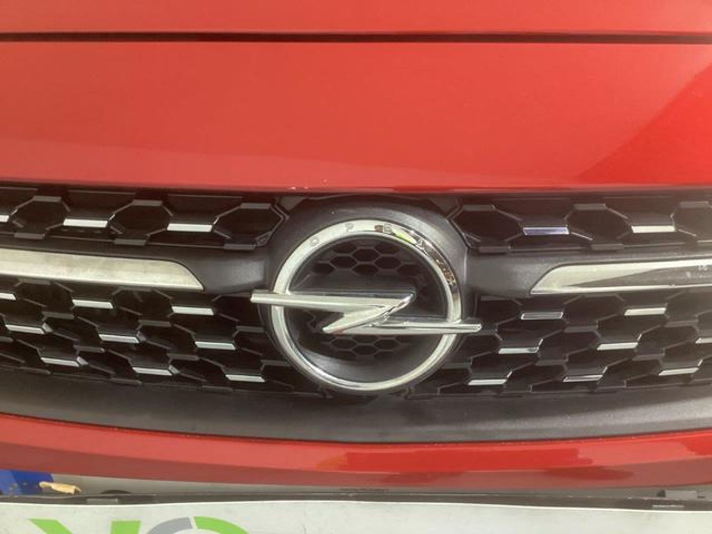 Opel Corsa 1.2 Turbo XHL Elegance 74 kW (100 CV) Rojo Compact
