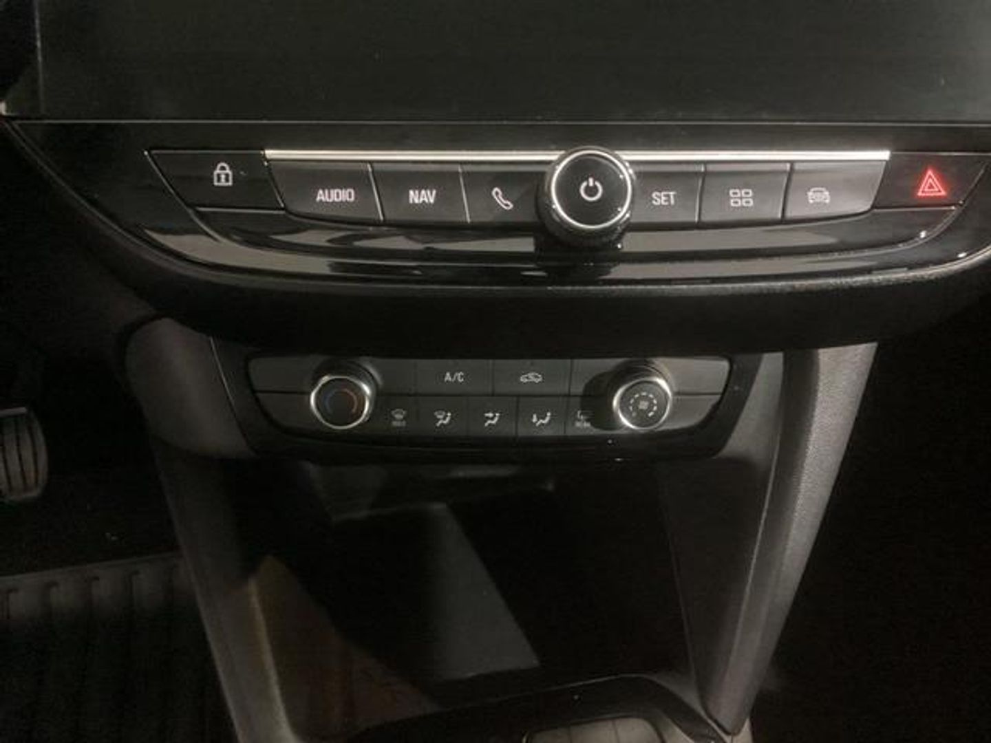 Opel Corsa 1.2 Turbo XHL Elegance 74 kW (100 CV) Rojo Compact