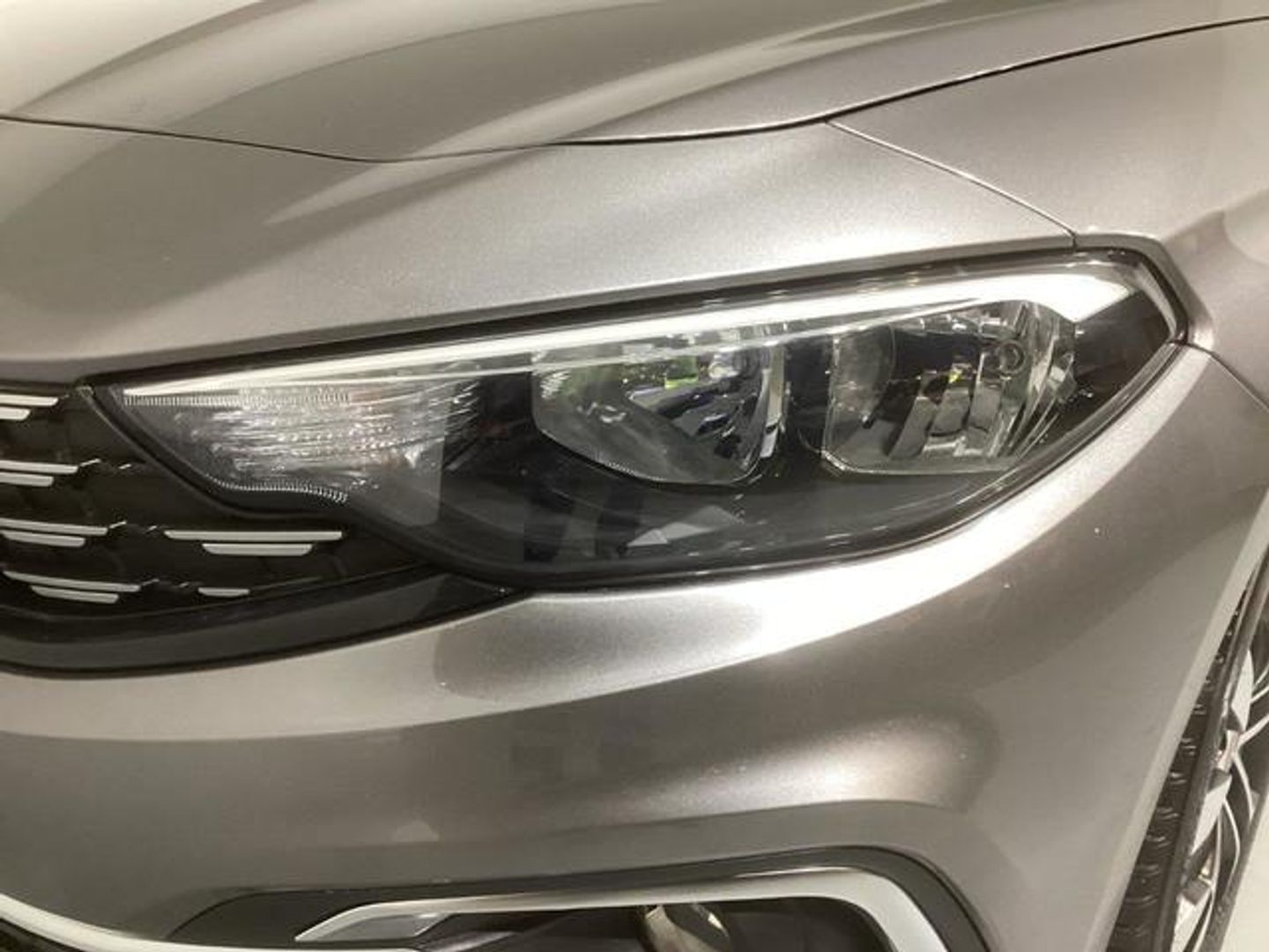 Fiat Tipo 1.6 Multijet City Life 96 kW (130 CV) Gris Sedan