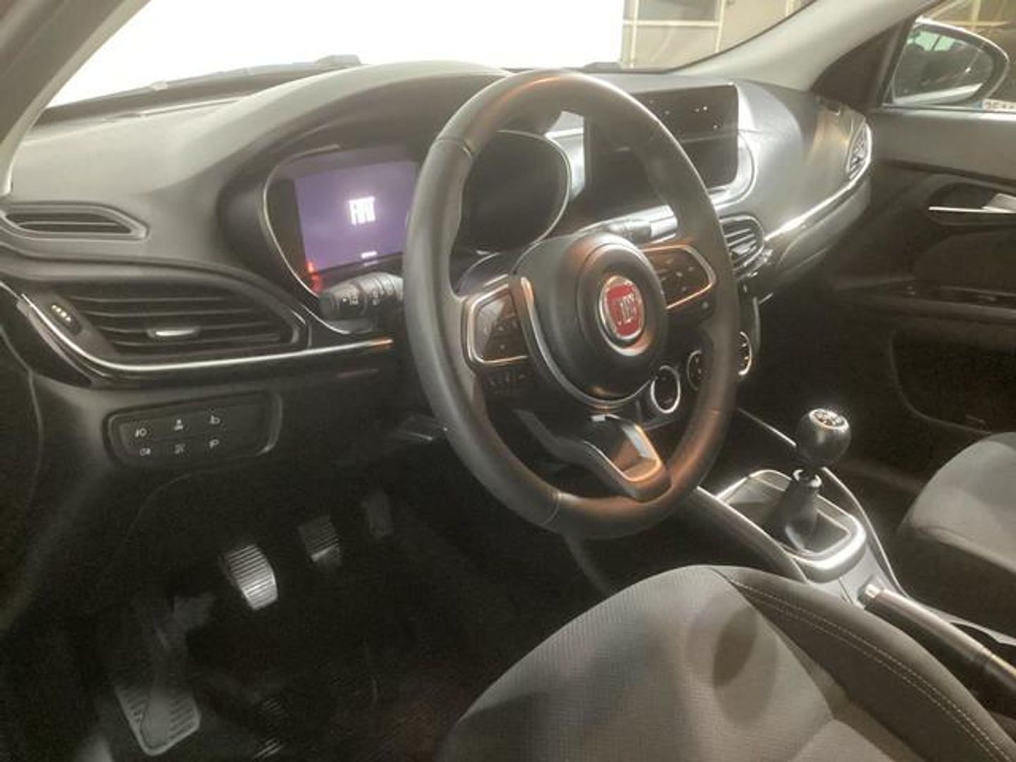 Fiat Tipo 1.6 Multijet City Life 96 kW (130 CV) Gris Sedan