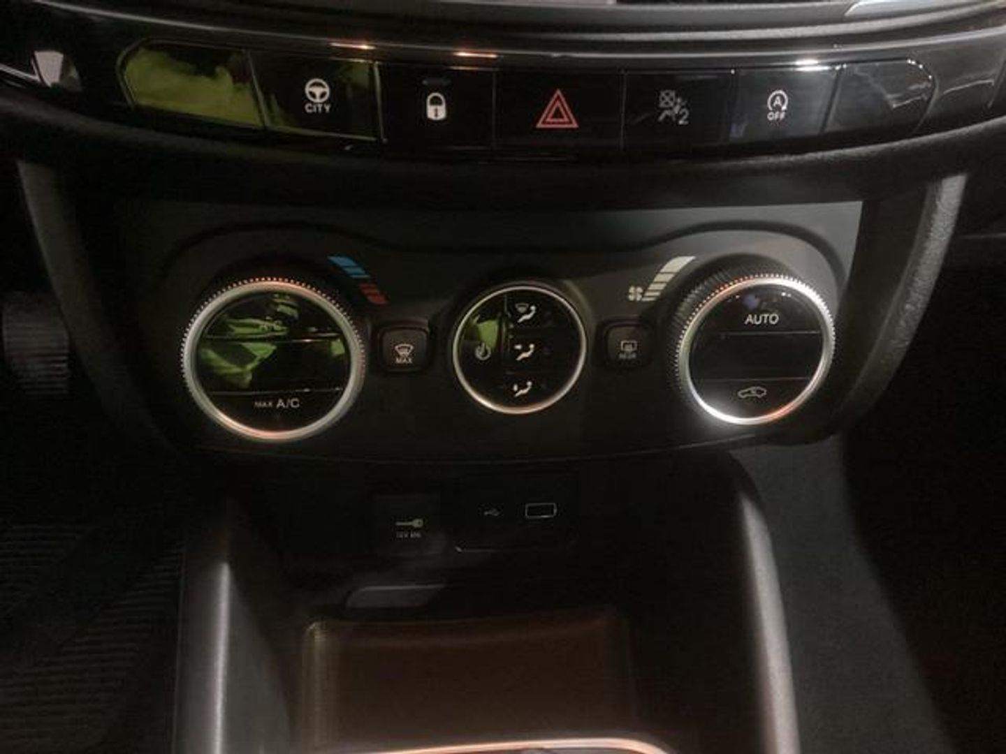 Fiat Tipo 1.6 Multijet City Life 96 kW (130 CV) Gris Sedan
