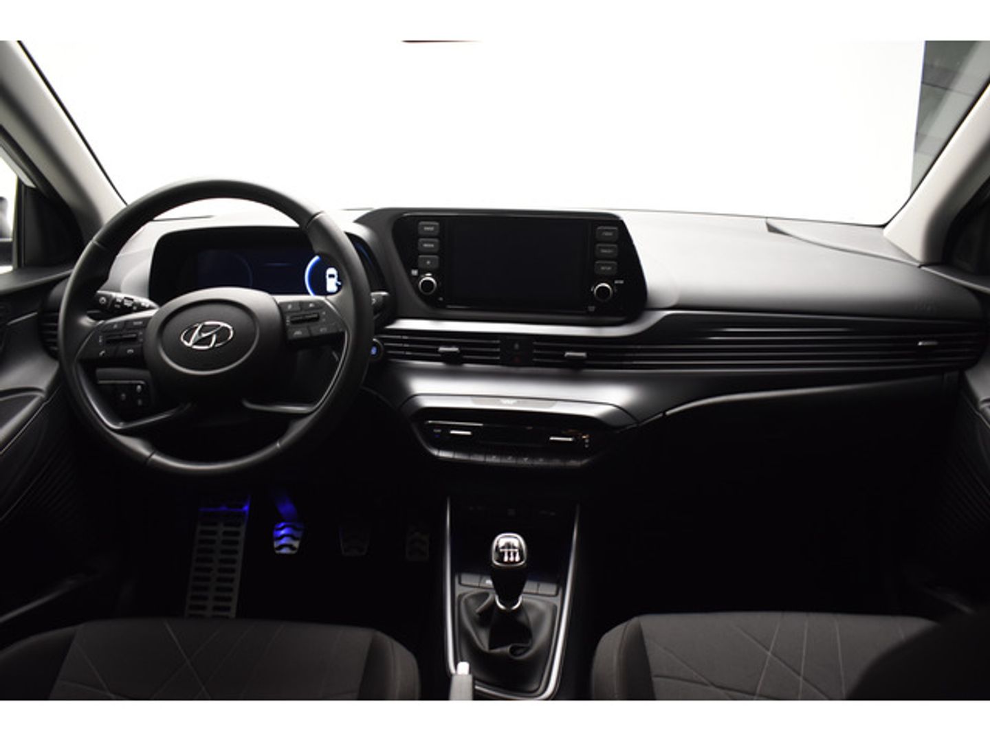 Hyundai Bayon 1.0 TGDI 48V Tecno 74 kW (100 CV) Blanco All Terrain / Pick-up