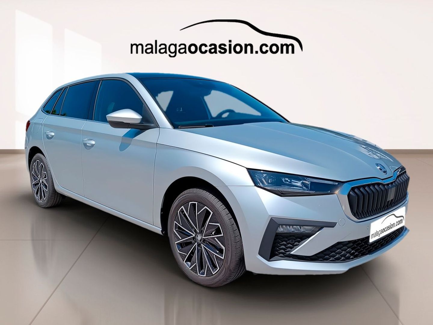 Skoda Scala Design 1.0 TSI DSG 85 kW (115 CV) Gris Plata Sedan