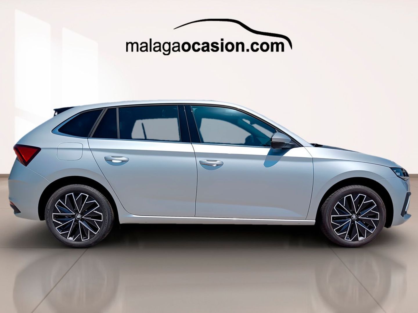 Skoda Scala Design 1.0 TSI DSG 85 kW (115 CV) Gris Plata Sedan