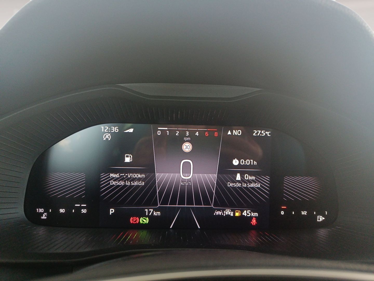 Skoda Scala Design 1.0 TSI DSG 85 kW (115 CV) Gris Plata Sedan