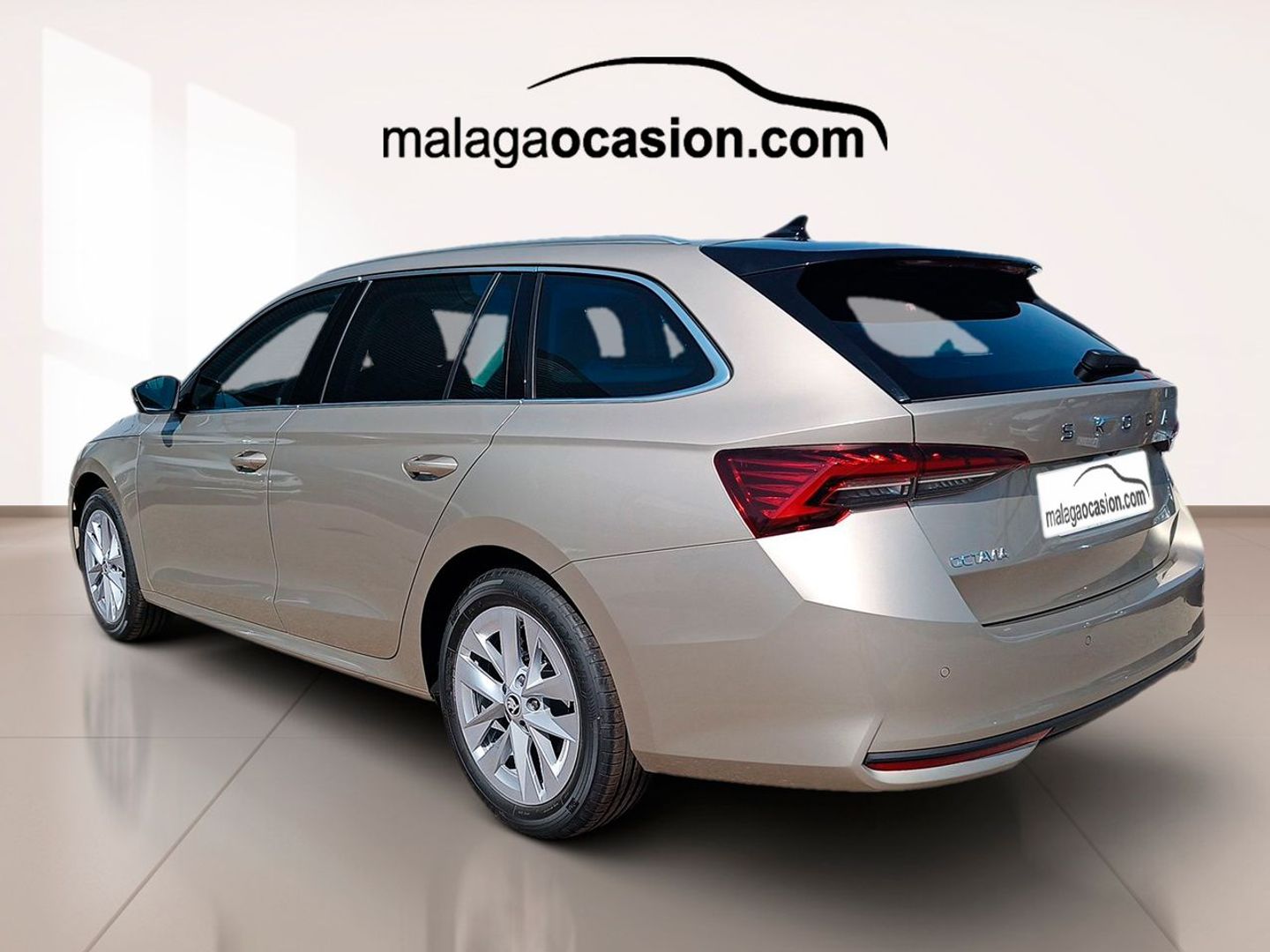 Skoda Octavia Combi 1.5 TSI m-HEV Selection DSG 110 kW (150 CV) Beige Familiar