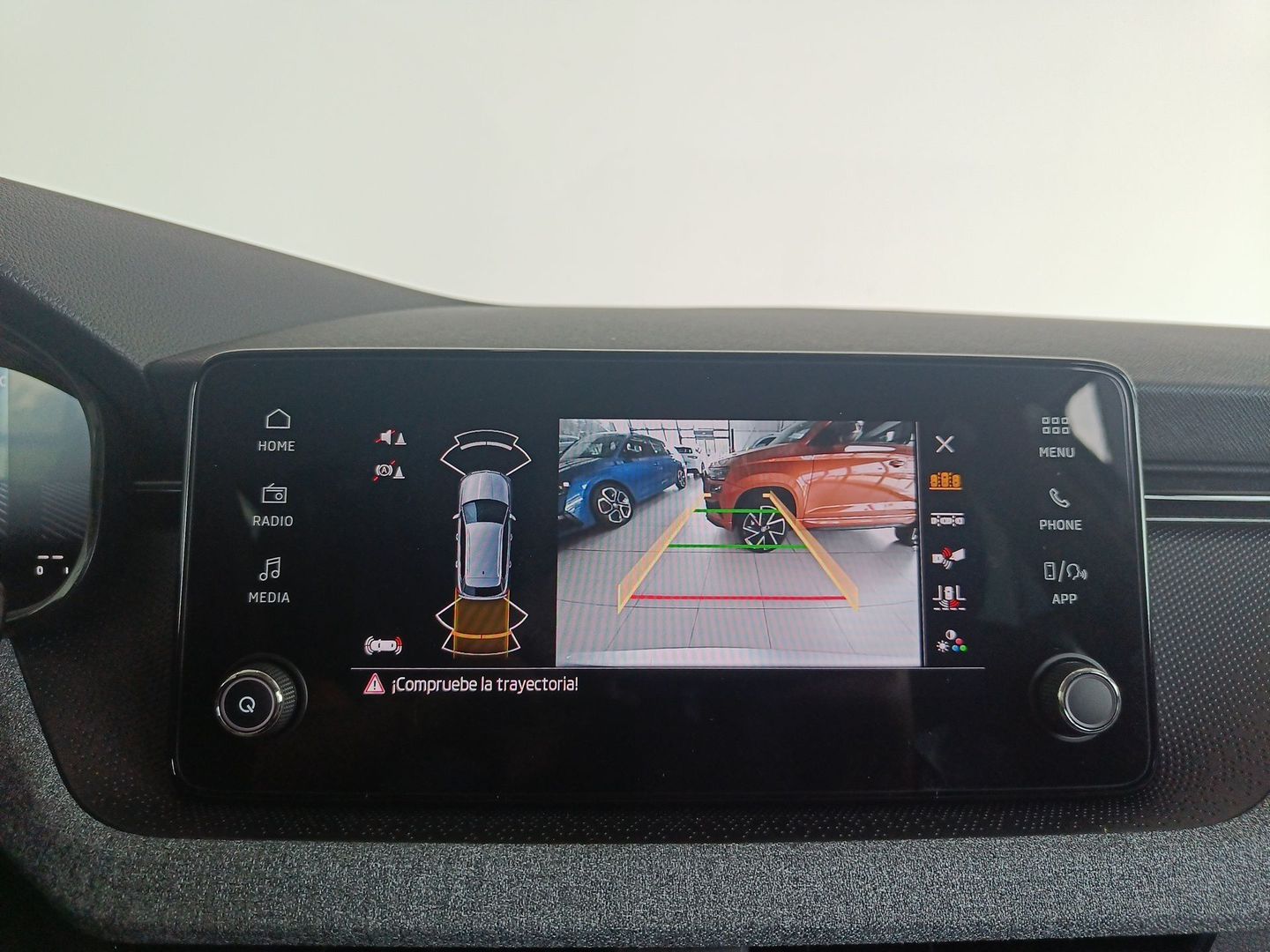 Skoda Kamiq 1.0 TSI Selection DSG 85 kW (115 CV) Gris Plata SUV