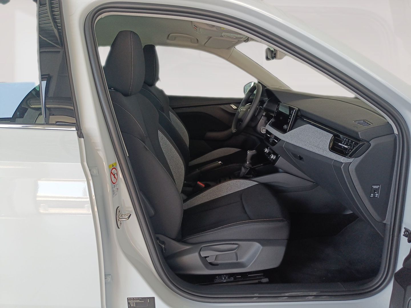 Skoda Kamiq 1.0 TSI Selection DSG 85 kW (115 CV) Blanco SUV