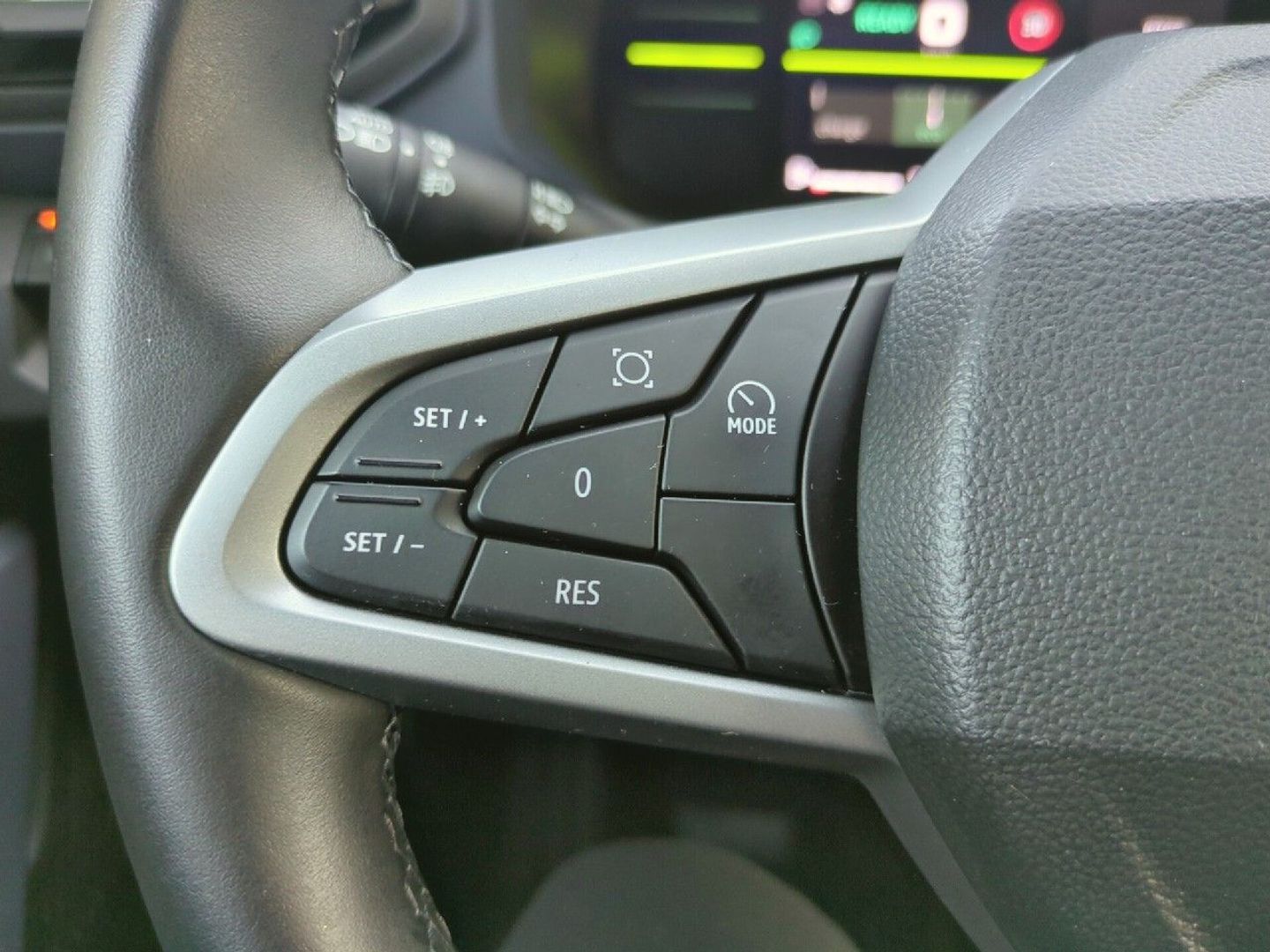 Dacia Duster Journey 1.6 Hibrid 4x2 103 kW (140 CV) Marrón SUV