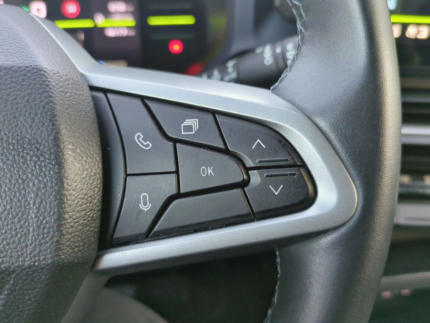 Dacia Duster Journey 1.6 Hibrid 4x2 103 kW (140 CV) Marrón SUV
