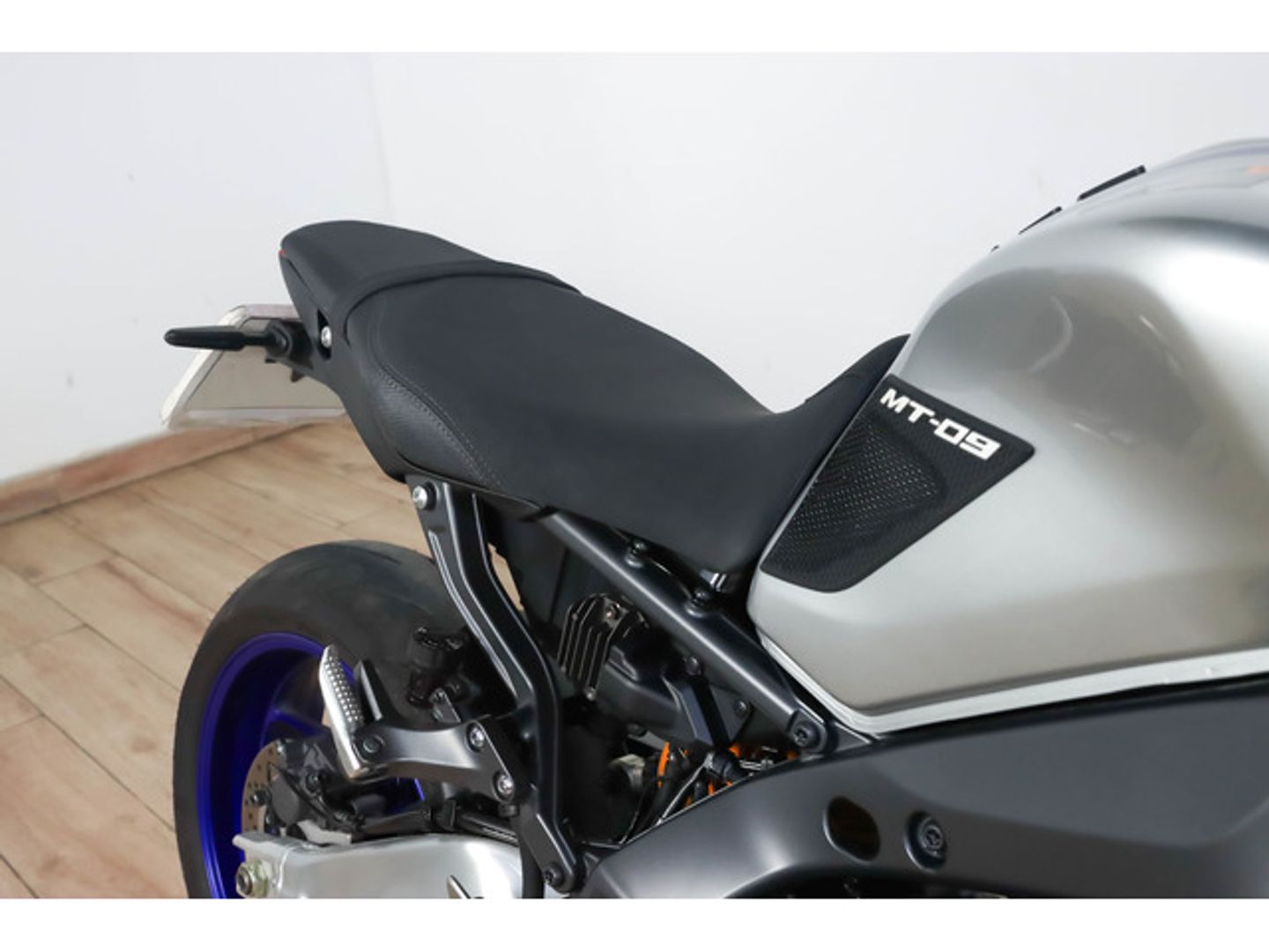 Yamaha MT 09 Gris Motorcycle
