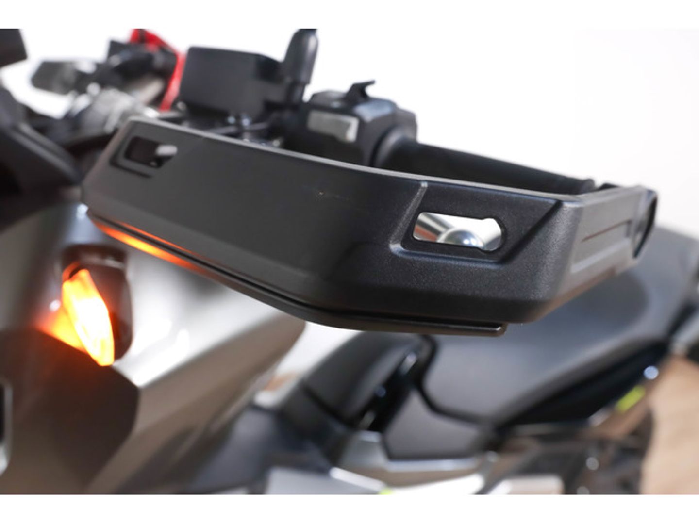 Honda ADV750 Gris Motorcycle