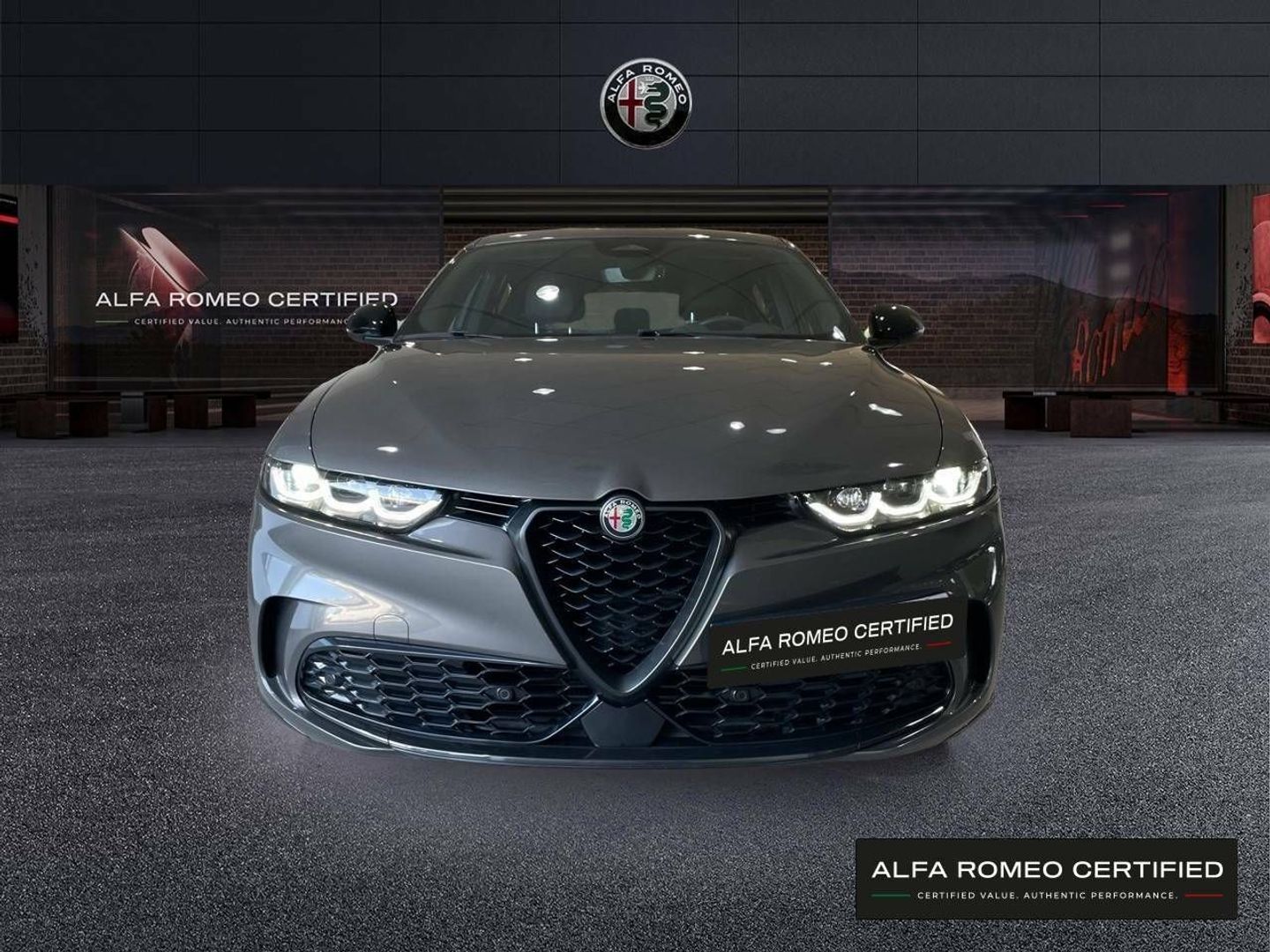 Alfa Romeo Tonale 1.5 MHEV Speciale FWD Auto 96 kW (130 CV) Gris All Terrain / Pick-up