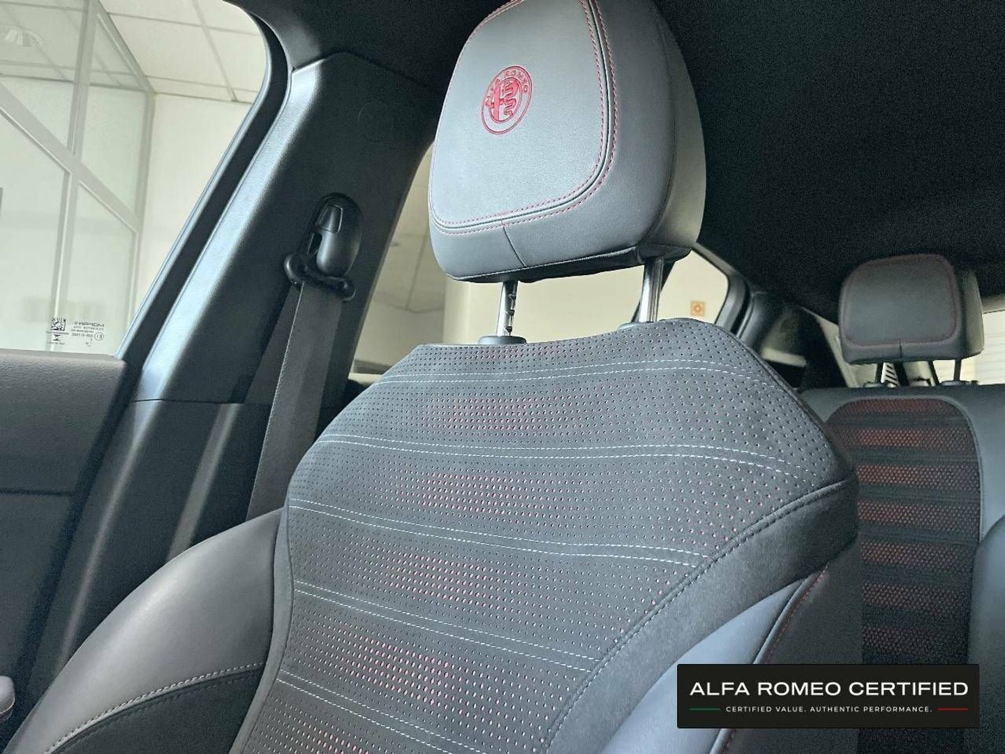 Alfa Romeo Tonale 1.5 MHEV Speciale FWD Auto 96 kW (130 CV) Gris All Terrain / Pick-up