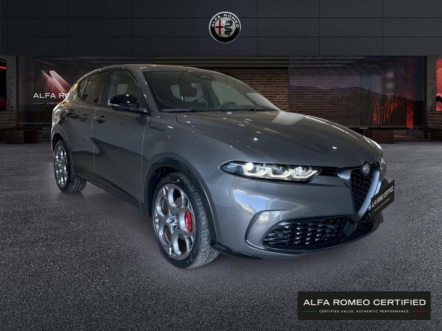 Alfa Romeo Tonale 1.5 MHEV Speciale FWD Auto 96 kW (130 CV) Gris All Terrain / Pick-up