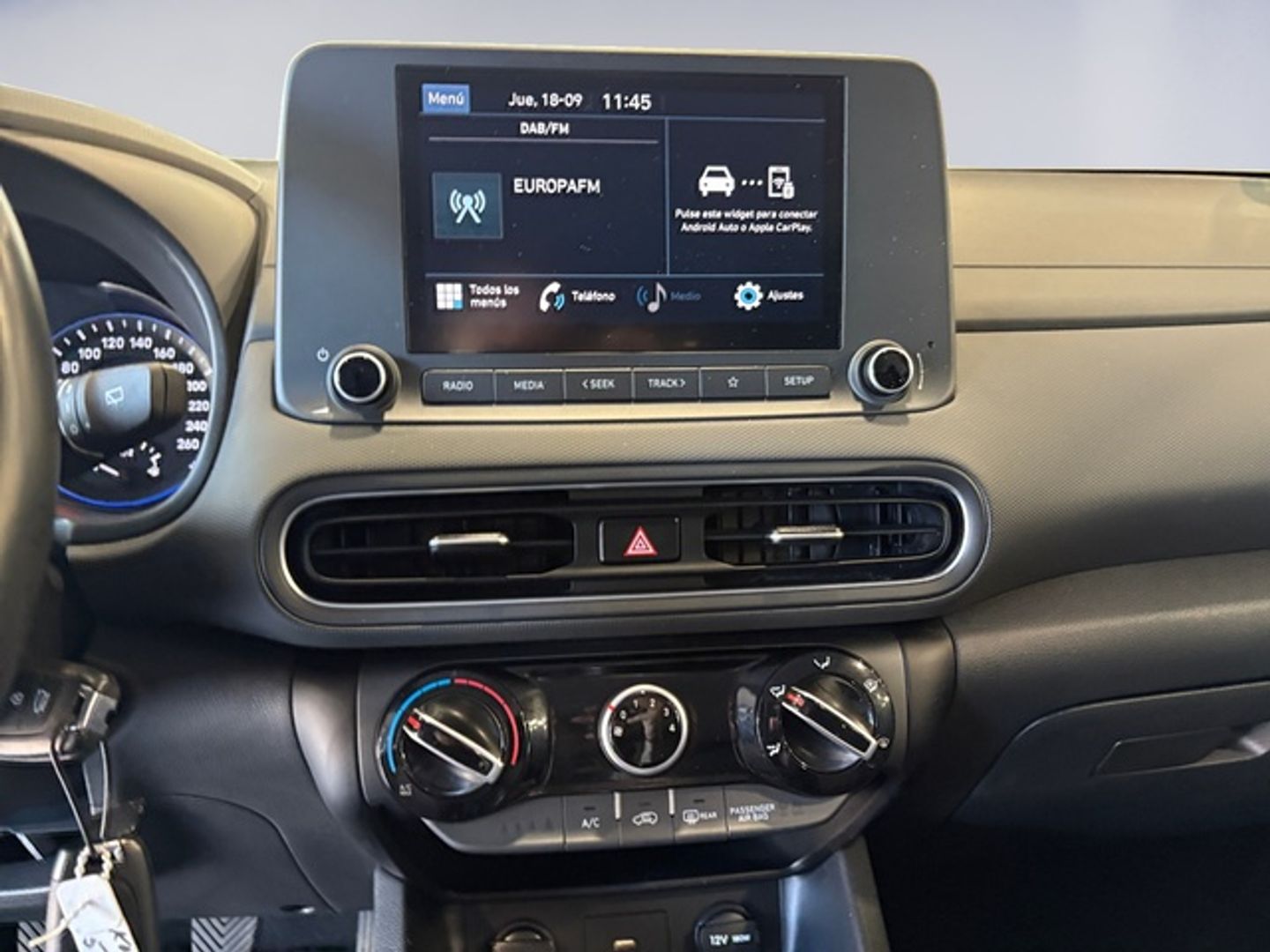 Hyundai Kona 1.0 TGDI Klass 4x2 88 kW (120 CV) Gris All Terrain / Pick-up