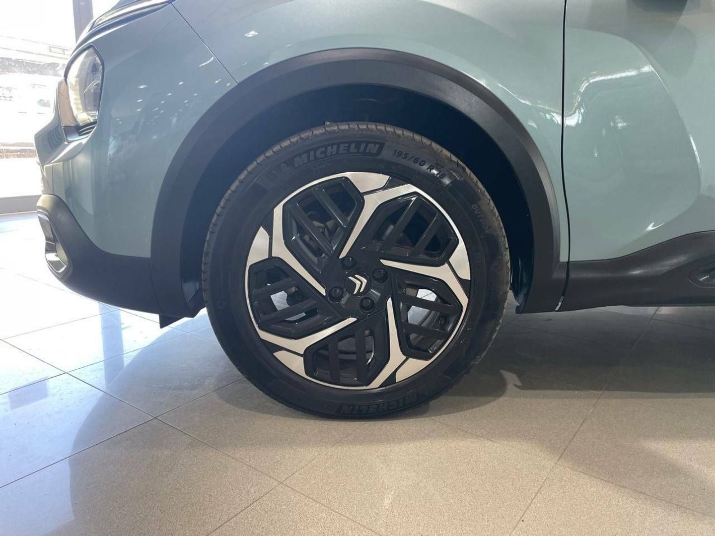 Citroen C4 PureTech 130 S&S Plus 96 kW (131 CV) Azul Sedan