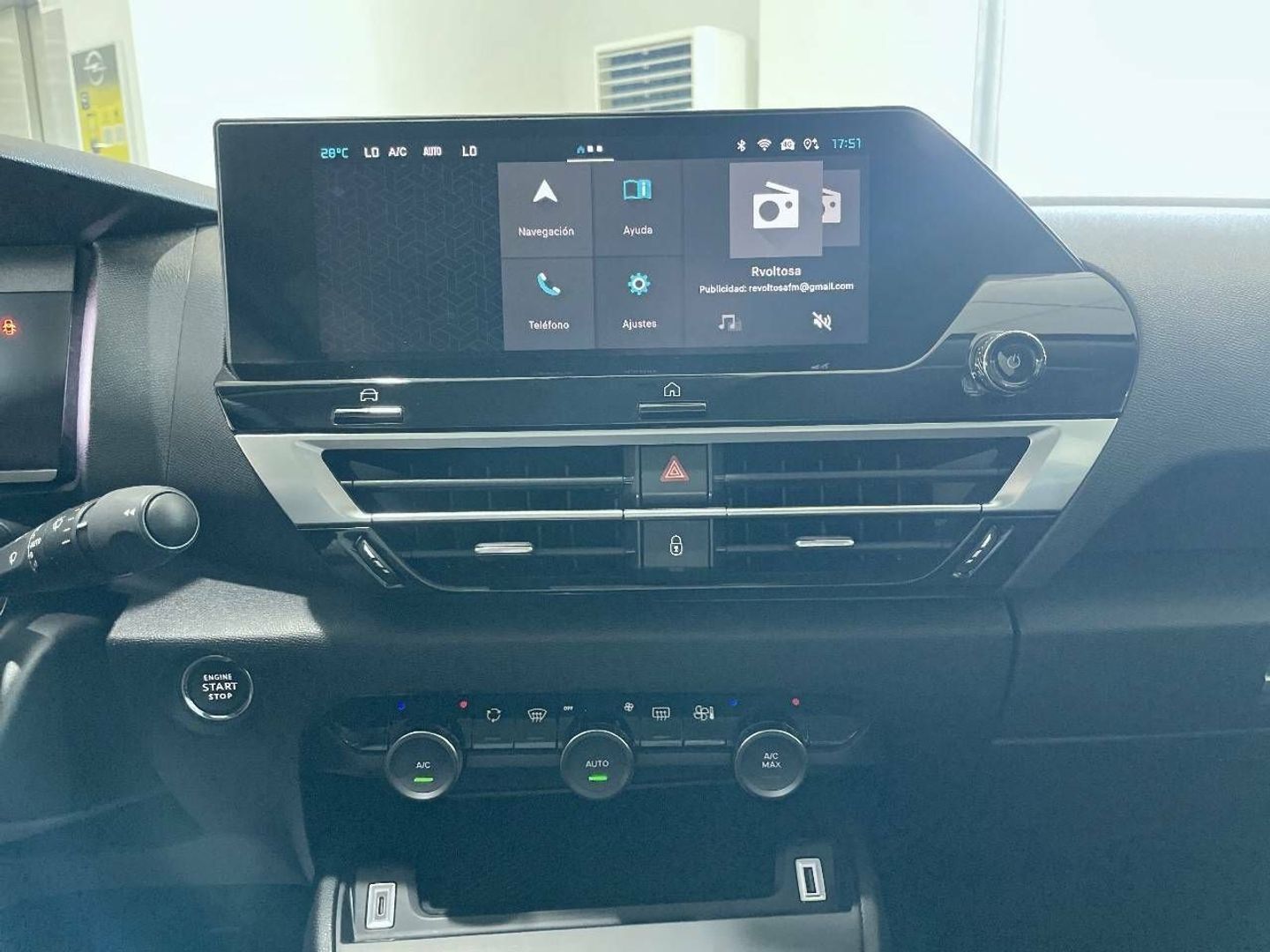 Citroen C4 PureTech 130 S&S Plus 96 kW (131 CV) Azul Sedan