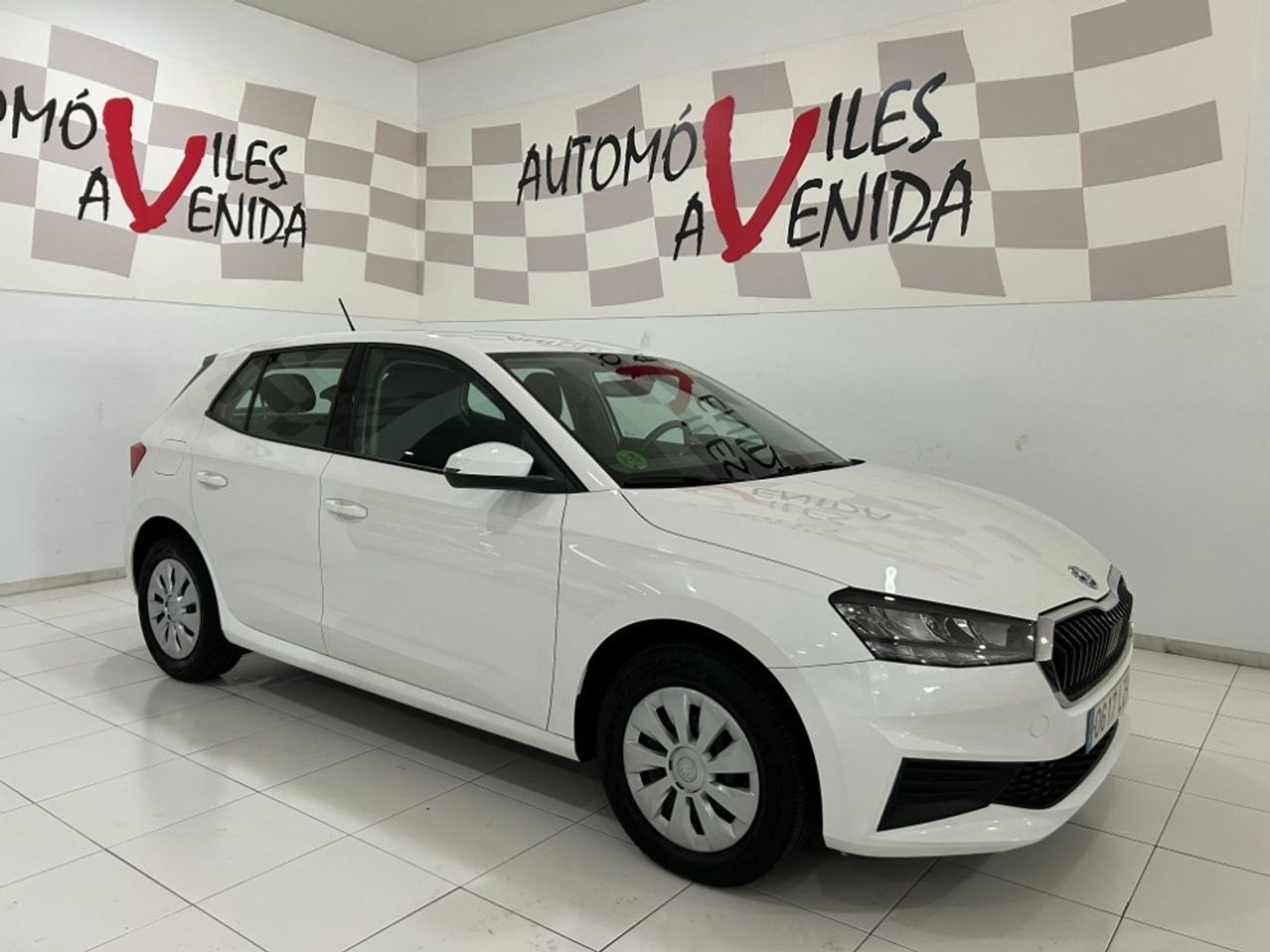 Skoda Fabia 1.0 MPI Active 59 kW (80 CV) Blanco Compact
