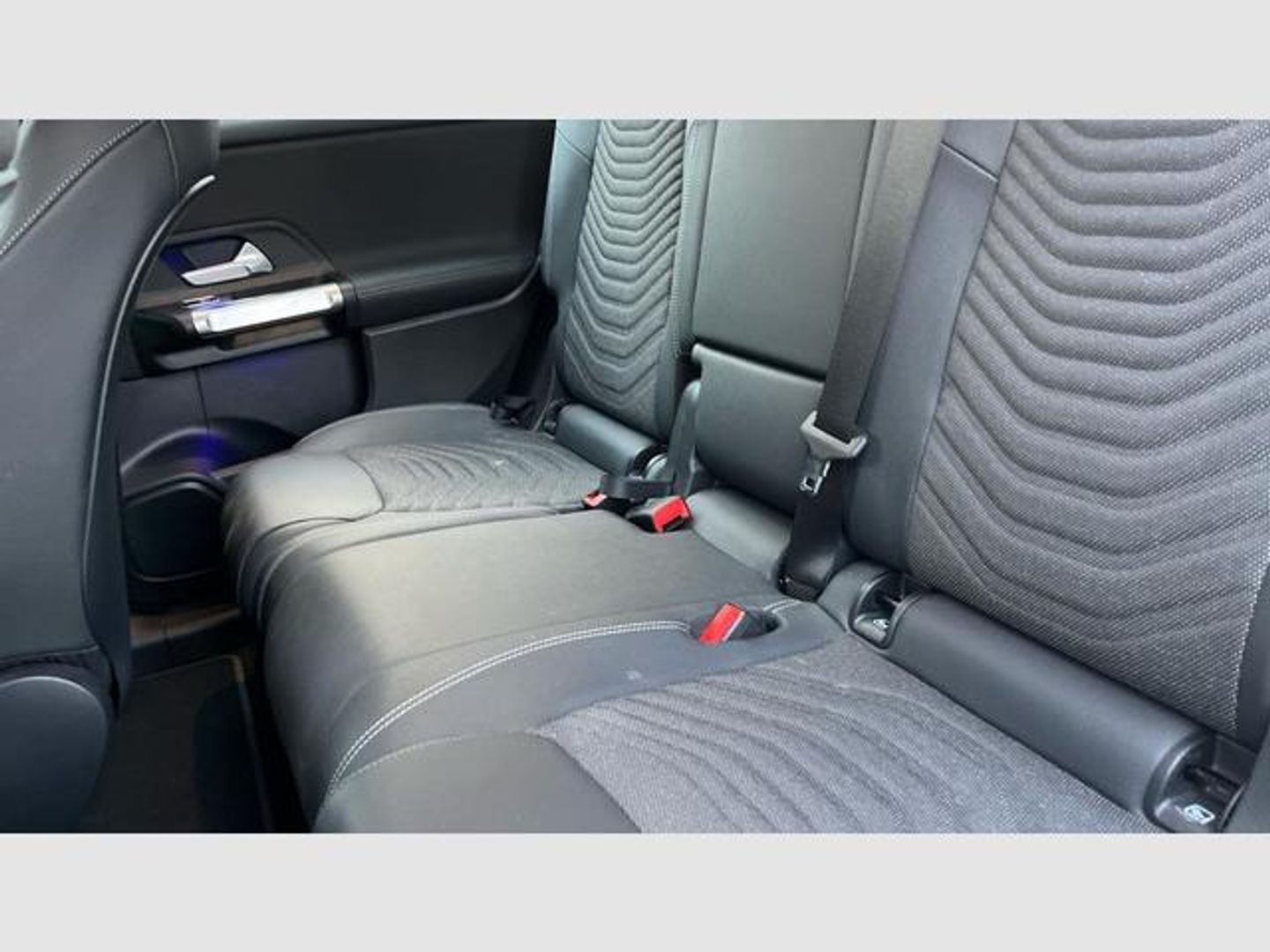 Mercedes-Benz EQB EQB 250+ 140 kW (190 CV) Gris Plata SUV