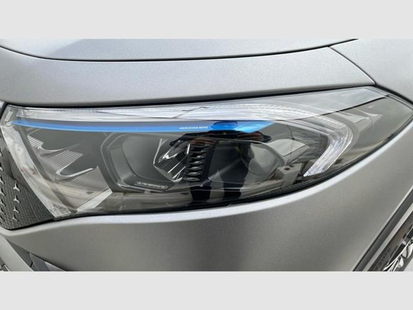 Mercedes-Benz EQB 300 4Matic 168 kW (228 CV) Gris SUV