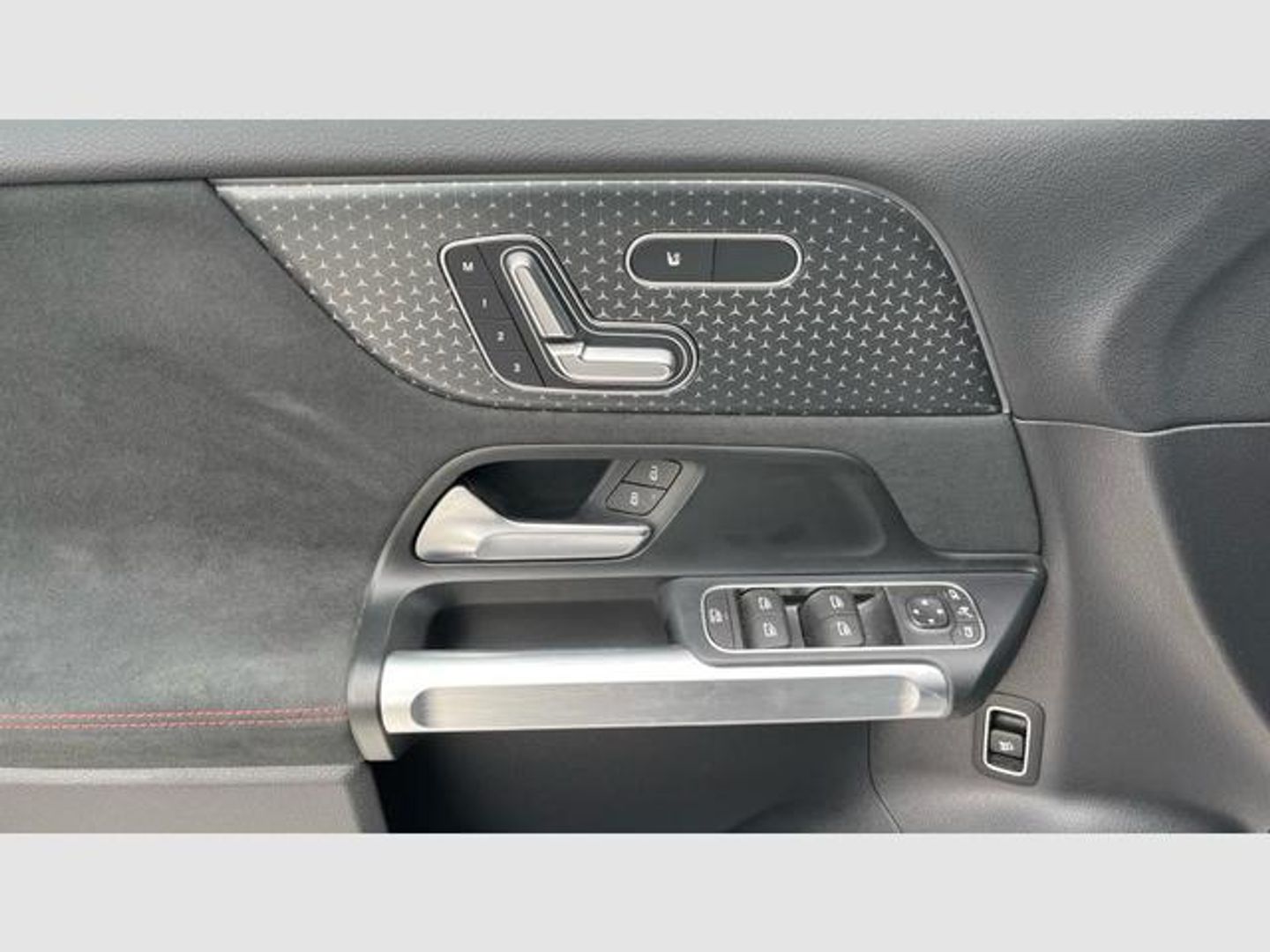 Mercedes-Benz EQB 300 4Matic 168 kW (228 CV) Gris SUV