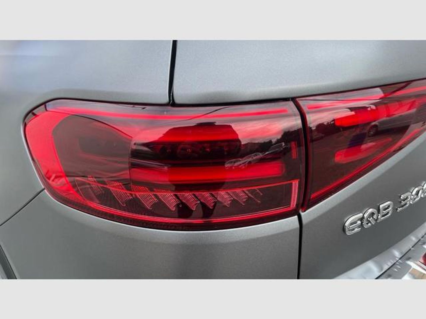 Mercedes-Benz EQB 300 4Matic 168 kW (228 CV) Gris SUV