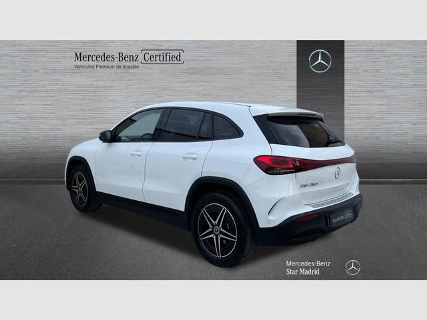 Mercedes-Benz EQA 250+ 140 kW (190 CV) Blanco All Terrain / Pick-up