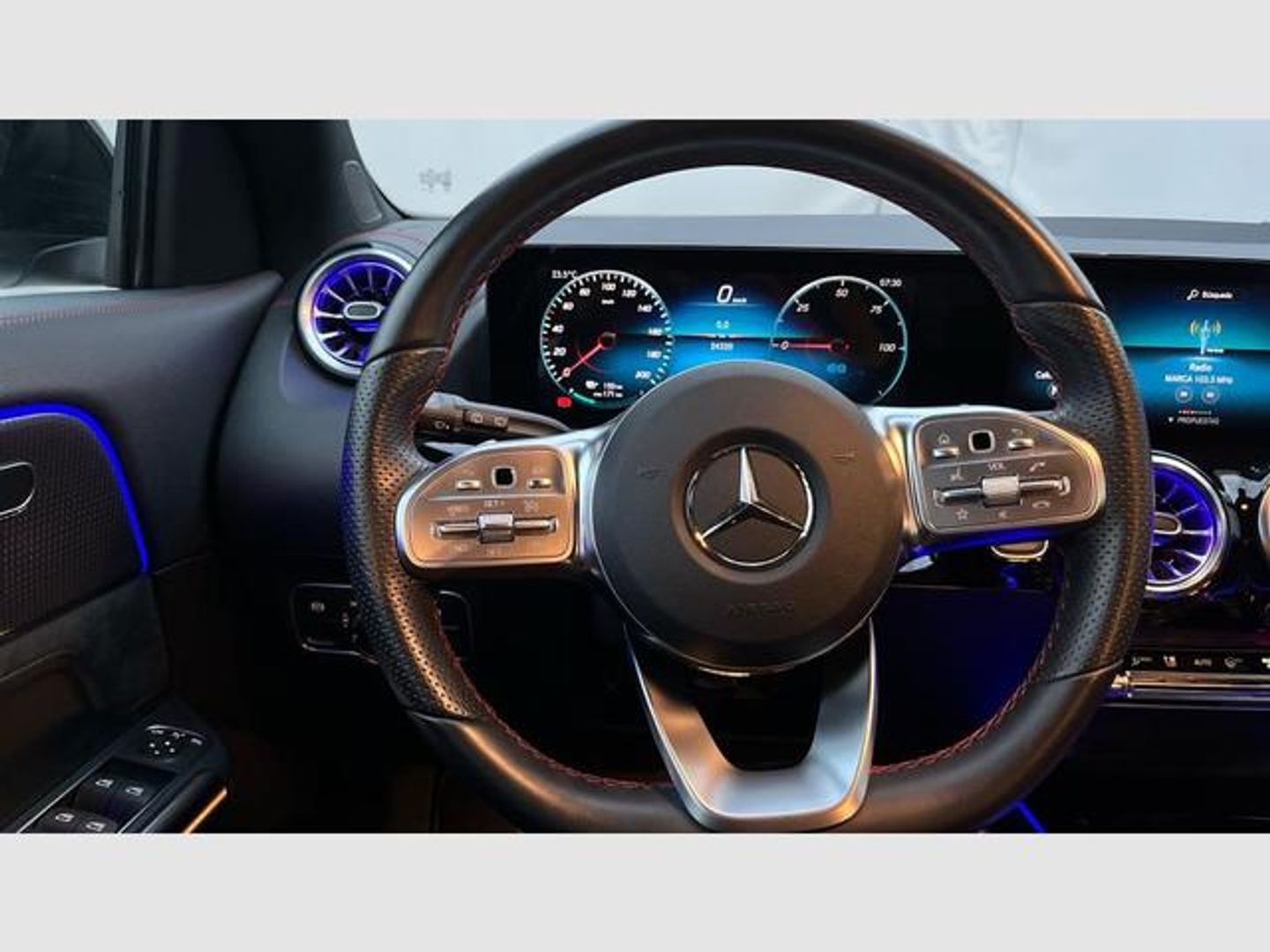 Mercedes-Benz EQA 250+ 140 kW (190 CV) Blanco All Terrain / Pick-up