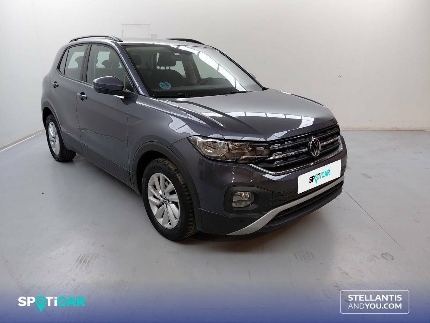 Volkswagen T-Cross Advance 1.0 TSI 70 kW (95 CV) Gris SUV