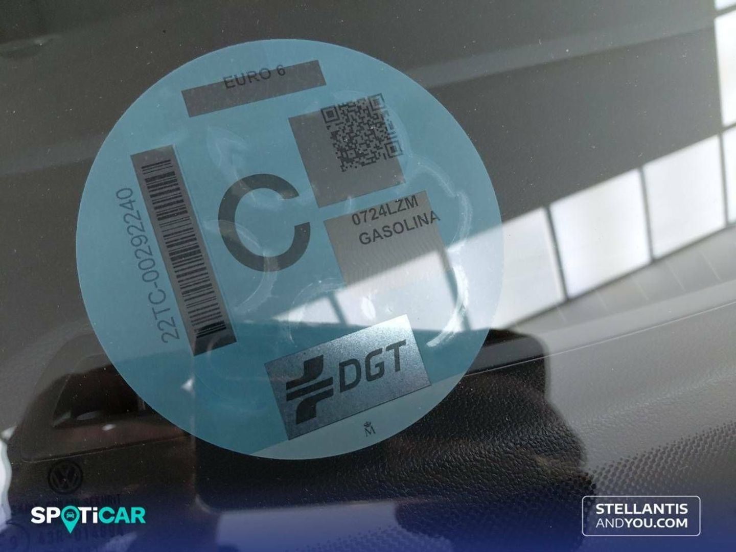 Volkswagen T-Cross Advance 1.0 TSI 70 kW (95 CV) Gris SUV