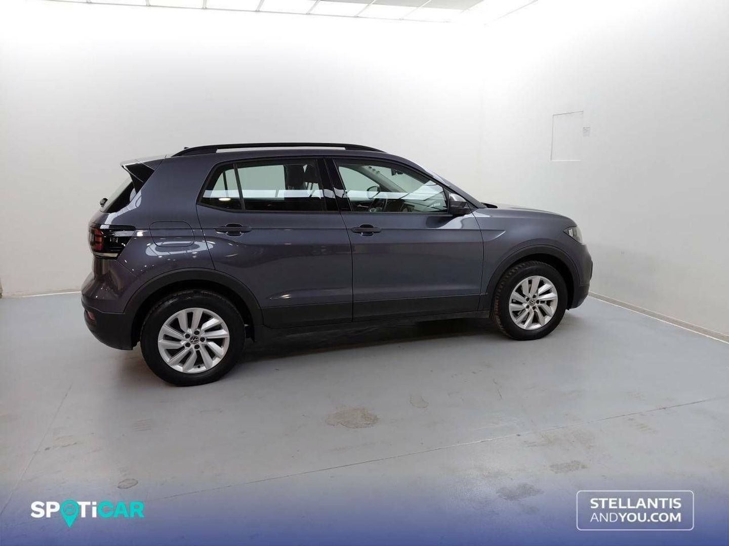Volkswagen T-Cross Advance 1.0 TSI 70 kW (95 CV) Gris SUV